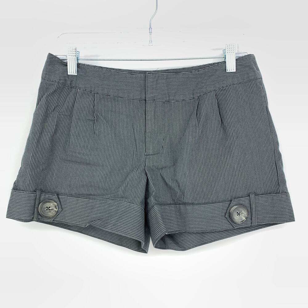 Y2K Xhilaration Dress Shorts Junior's Size 11 Gray Pinstriped